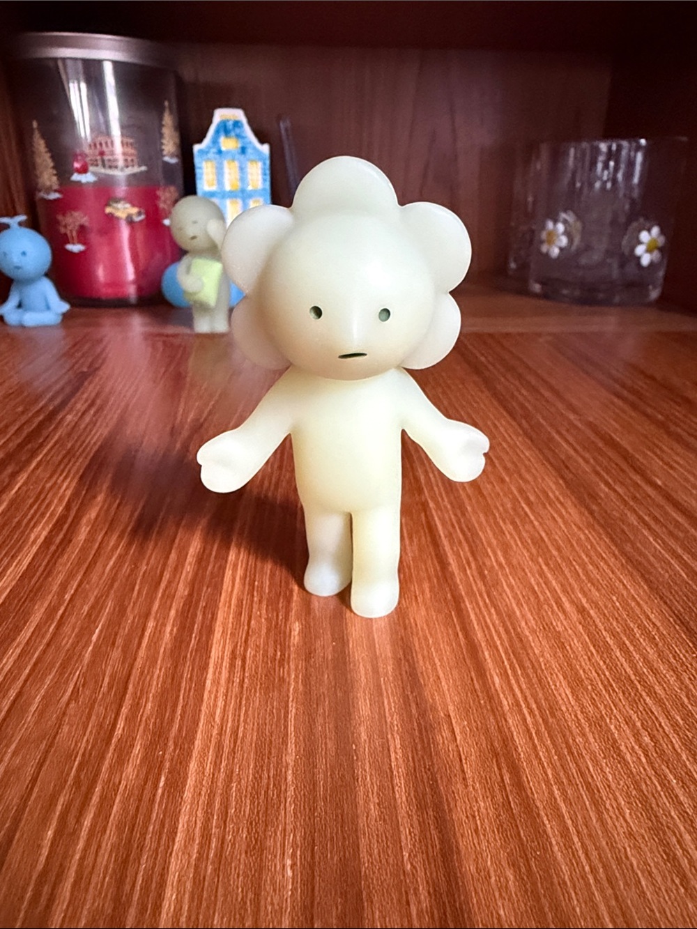 Rare Smiski Living Series